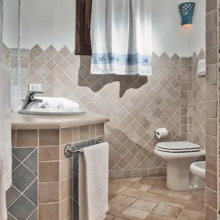 度假居 Big Pevero Sea View House 5 Three Bedrooms *