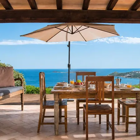 Prázdninový dům Big Pevero Sea View House 5 Three Bedrooms